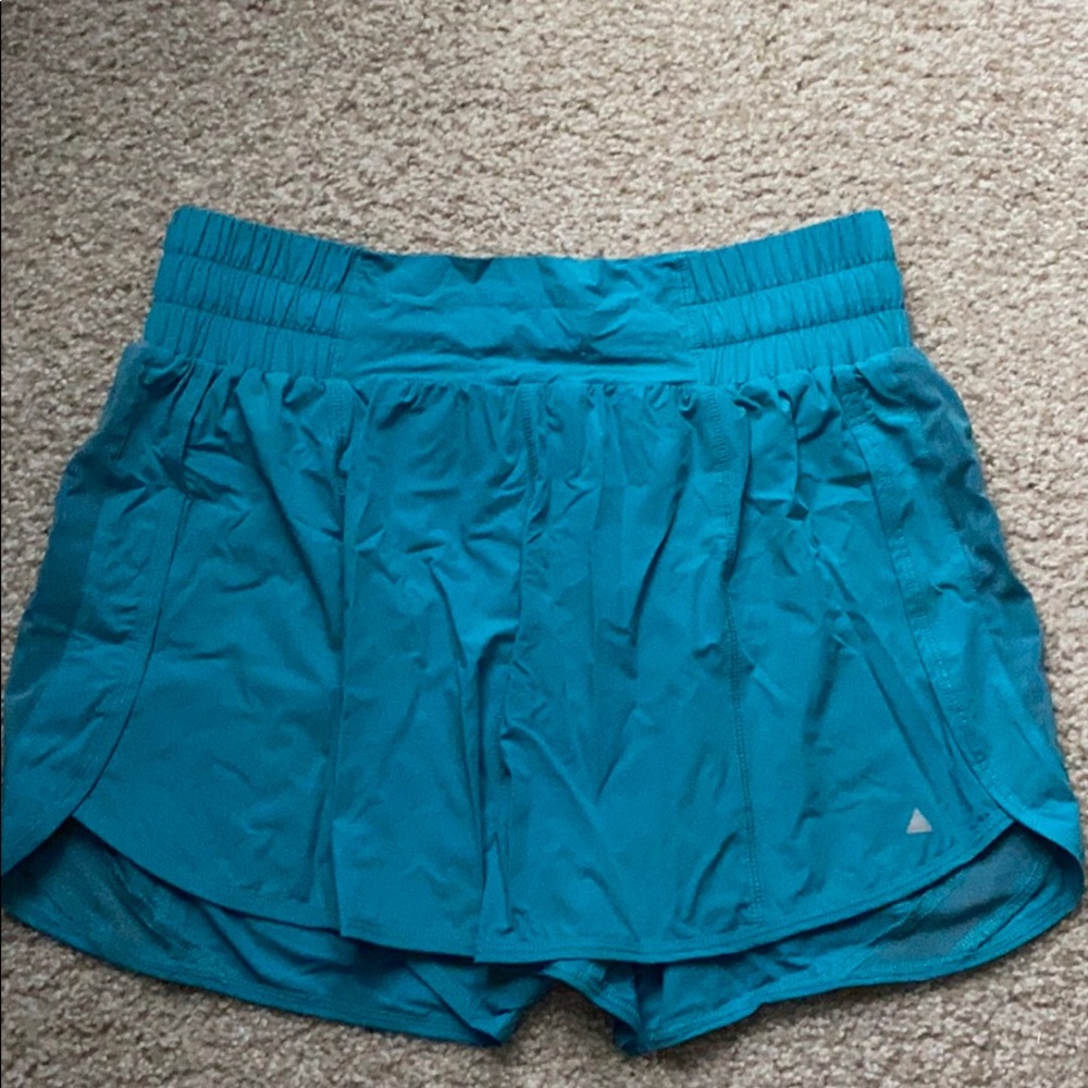 Balance Breeze Shorts (Oasis Collection)